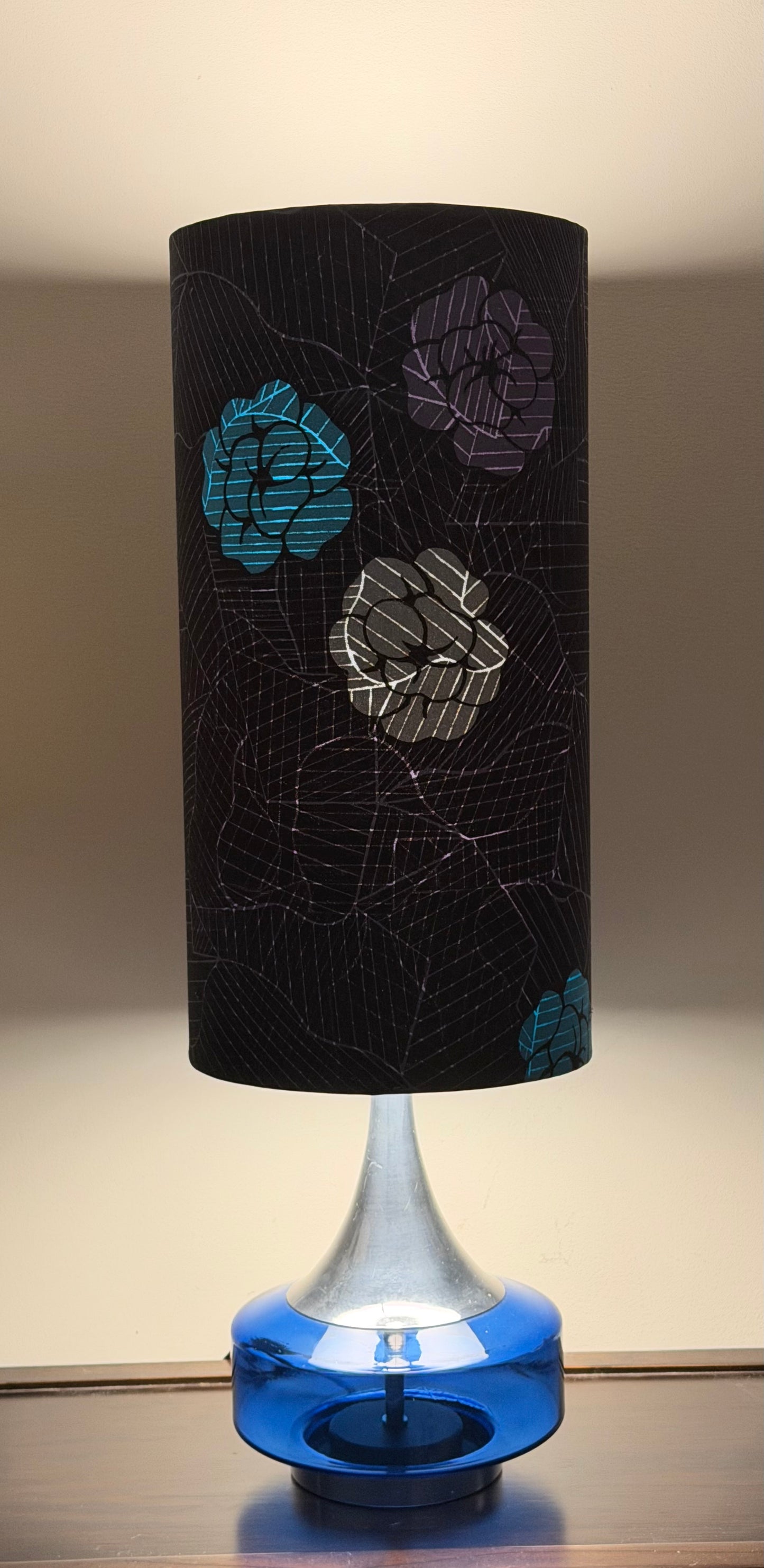 Handmade Lampshade in Vintage Sven Fristedt Fabric — Borås Cotton, 1991